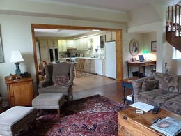 Combined Living Room & Kitchen - Country homes for sale and luxury real estate including horse farms and property in the Caledon and King City areas near Toronto
